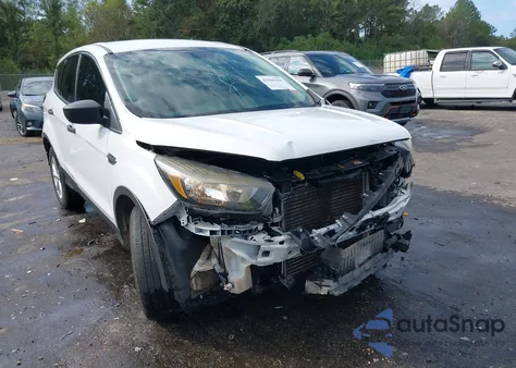2019 Ford Escape S z USA, uszkodzony, nr VIN 1FMCU0F76KUB94871